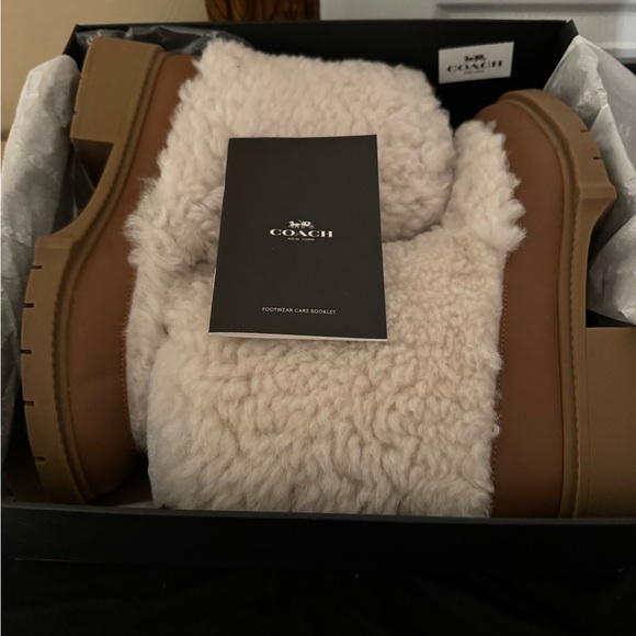 COACH LEONA SHEARLING BOOTS SZ 11 - Picture 9 of 9